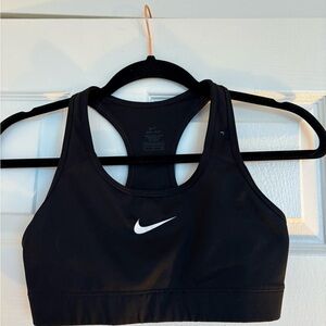 Nike Black Sports Bra with Racerback Design and Medium Support
